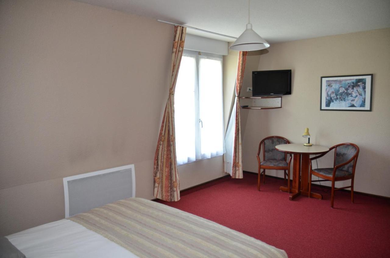 בורבון-לה-בה Hotel Et Studios D'Orfeuil מראה חיצוני תמונה
