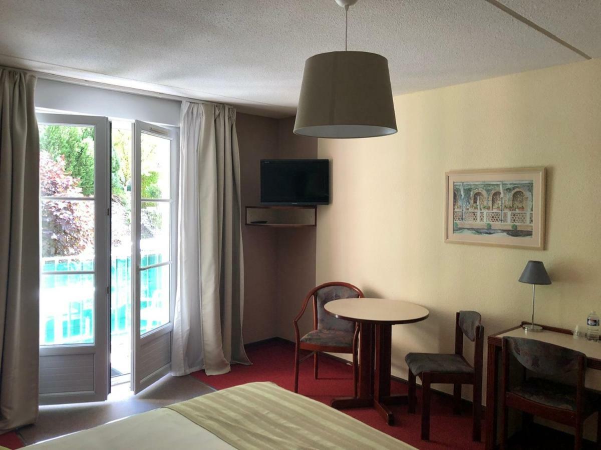 בורבון-לה-בה Hotel Et Studios D'Orfeuil מראה חיצוני תמונה