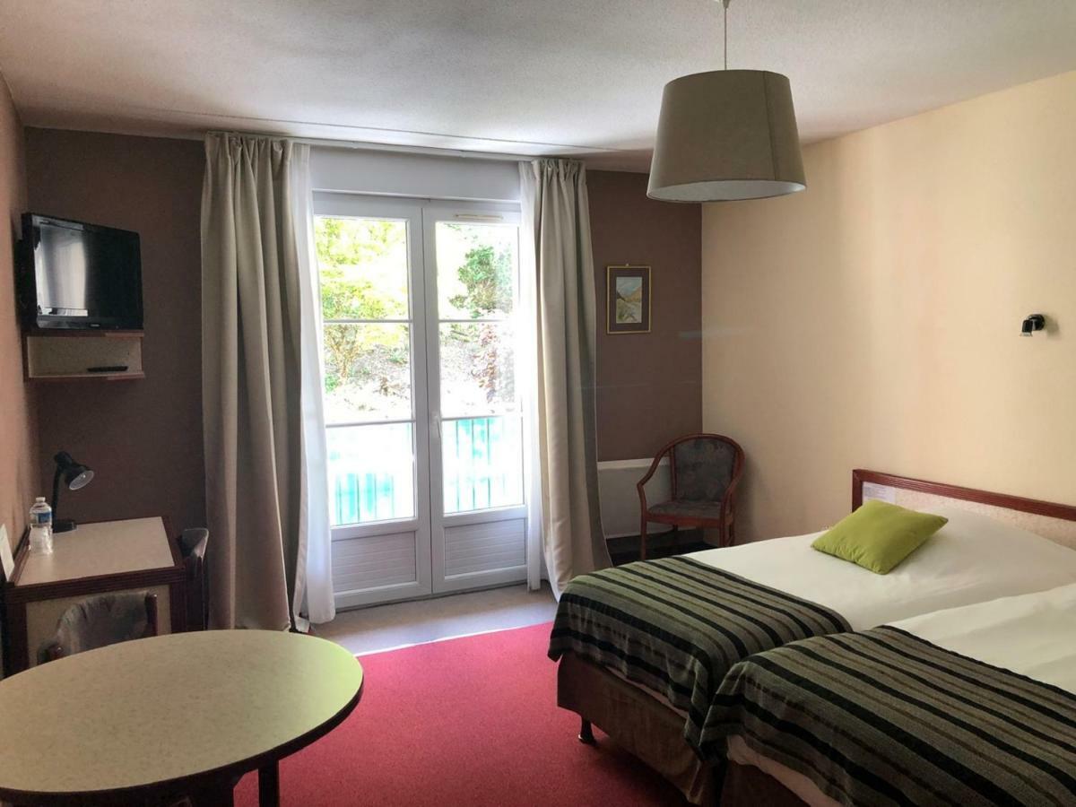 בורבון-לה-בה Hotel Et Studios D'Orfeuil מראה חיצוני תמונה